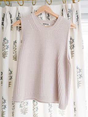 BODEN sweater top size L - never worn